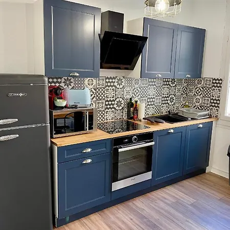 Republique - Dauder De Selva Apartmán