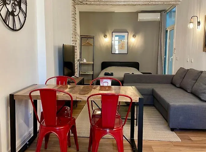 Apartment Republique - Dauder De Selva